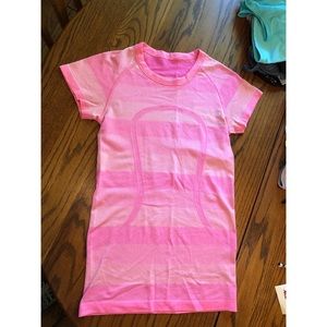 Swiftly Tech Short Sleeve Crew